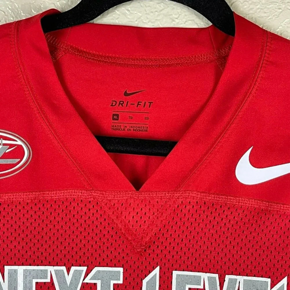 Nike T-Shirt Men's Sz XL Dri-Fit Next Level V-Neck Short Sleeve Jersey Red - Picture 4 of 8
